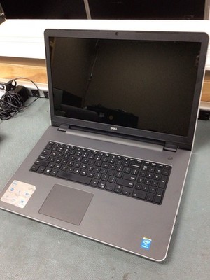 Dell Inspiron 17 5000 Series 17.3” TTYFJA00 | Intel i7 | 8gb Ram