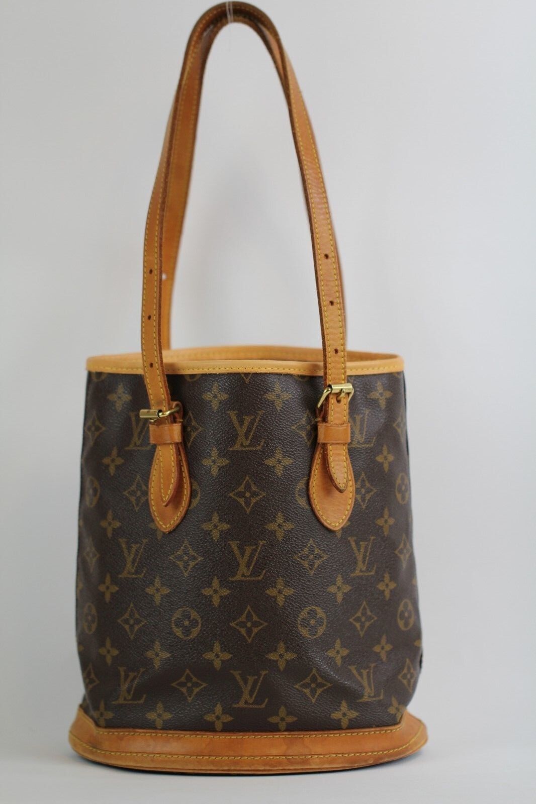 Authentic LOUIS VUITTON Petit Bucket PM Monogram Canvas M42238 (Pre Owned) Authentic LOUIS VUITTON Petit Bucket PM Monogram Canvas M42238 (Pre Owned)