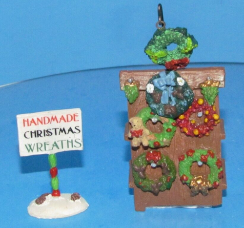 Vtg Lemax Lot of Rare Christmas Figurines w/working Street lanterns for display - Picture 11 of 17