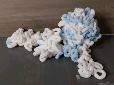 Lion Brand Off the Hook Loop Yarn Varigated White Blue 1 Skein 7 Jumbo 3.3oz