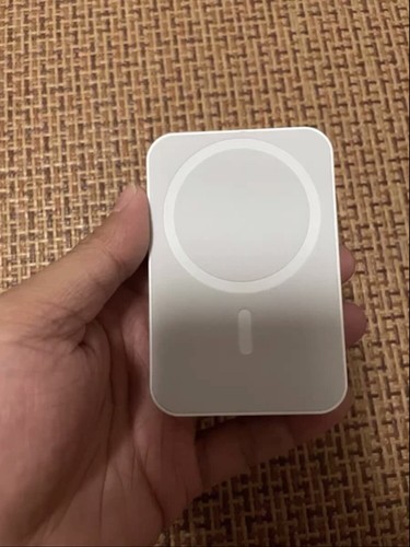 wireless power bank - Picture 5 of 5