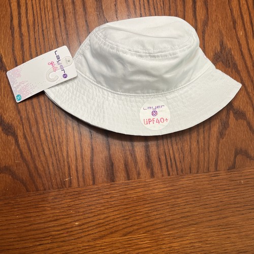 NWTLayer 8 Newborn Girls White Bucket Hat One Size With Strap UPF40+