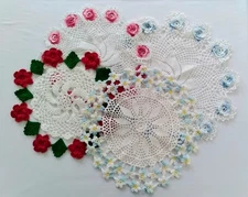 Vtg Floral Rosettes Colorful Handmade Crochet Doily Round Decorative Lot of 4