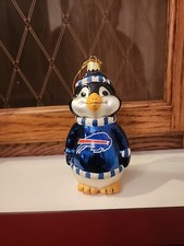 Topperscot Glass blown penguin Christmas ornament Buffalo Bills Sports Collector