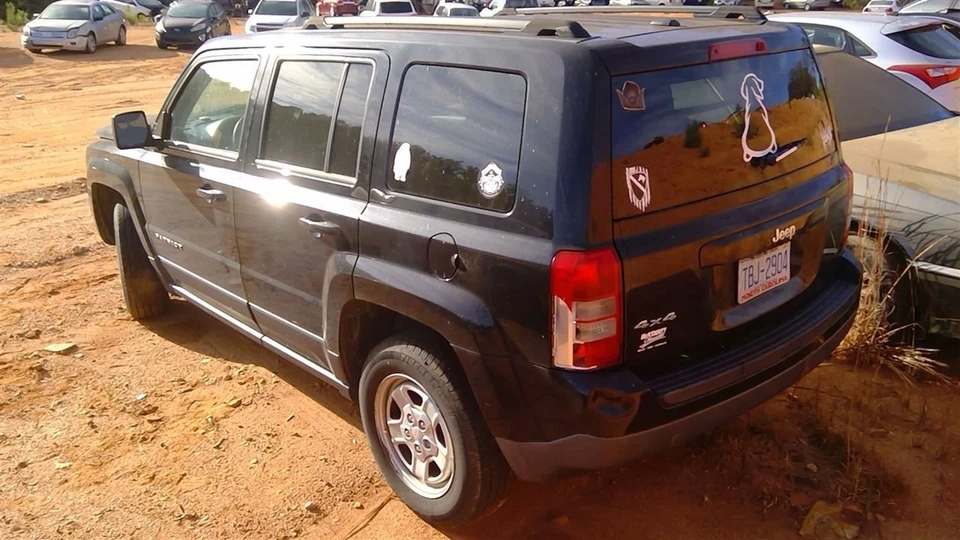 Transfer Case Automatic 6 Speed Fits 14-17 Jeep Patriot OEM - Image 4 of 4