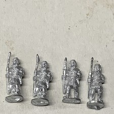 4 Vintage Armored Soldiers. LEAD Figures 1  