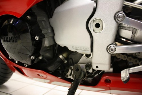 Yamaha YZF R1 show condition. 606 miles . BIKE IS NOW SOLD - Picture 9 of 12
