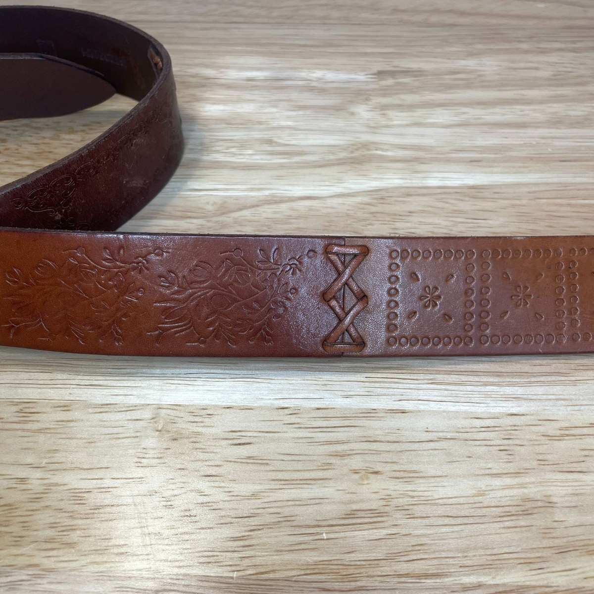 Fossil Patchwork Tooled Leather Belt Boho Hippie Brown Fossil Patchwork Tooled Leather Western X | Mercari main image 4