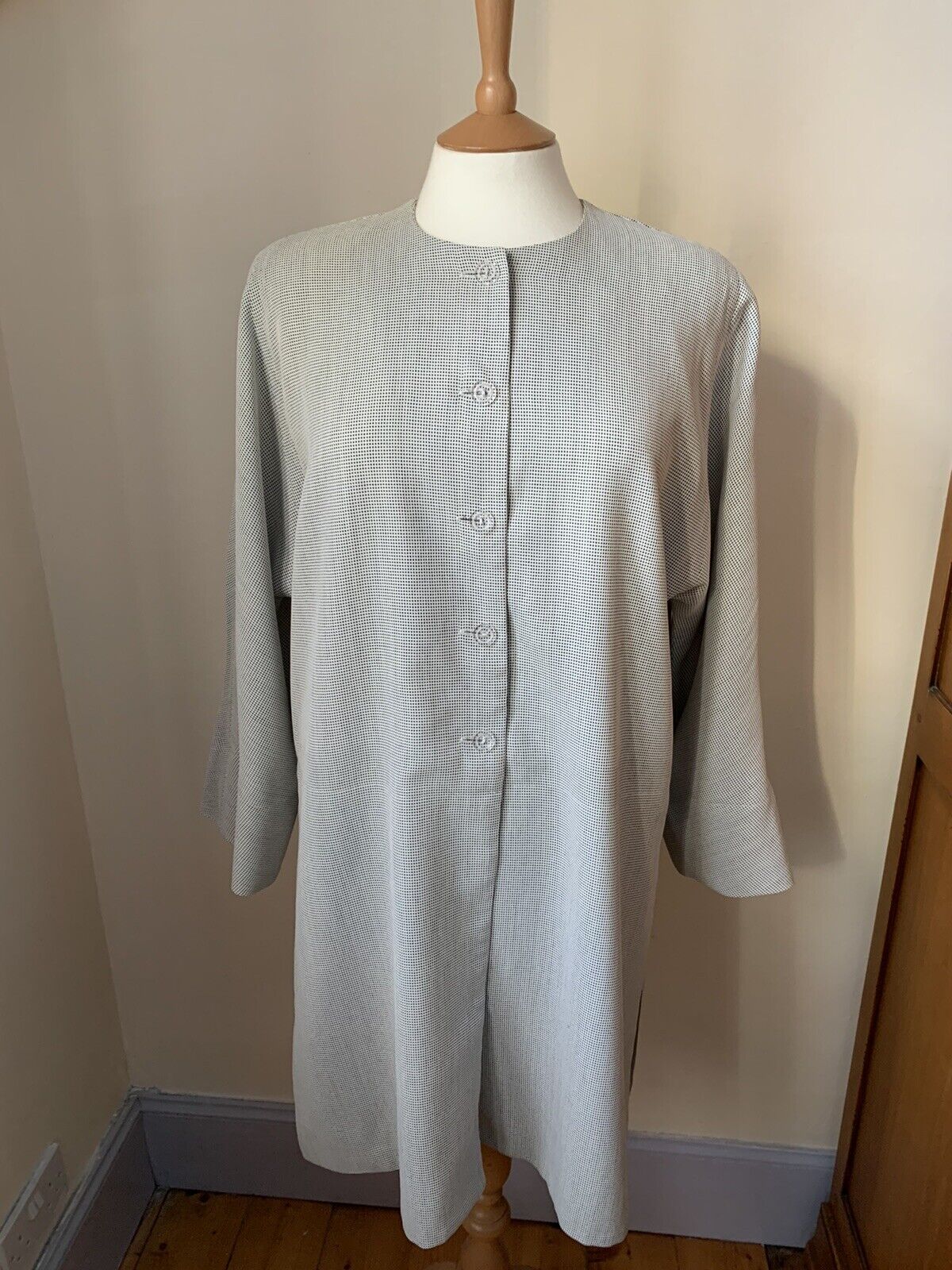 Details zu  Vintage Jean Muir Lightweight Wool Mix Coat. White/Navy Side Splits. UK16 Niedriger Preis beliebt