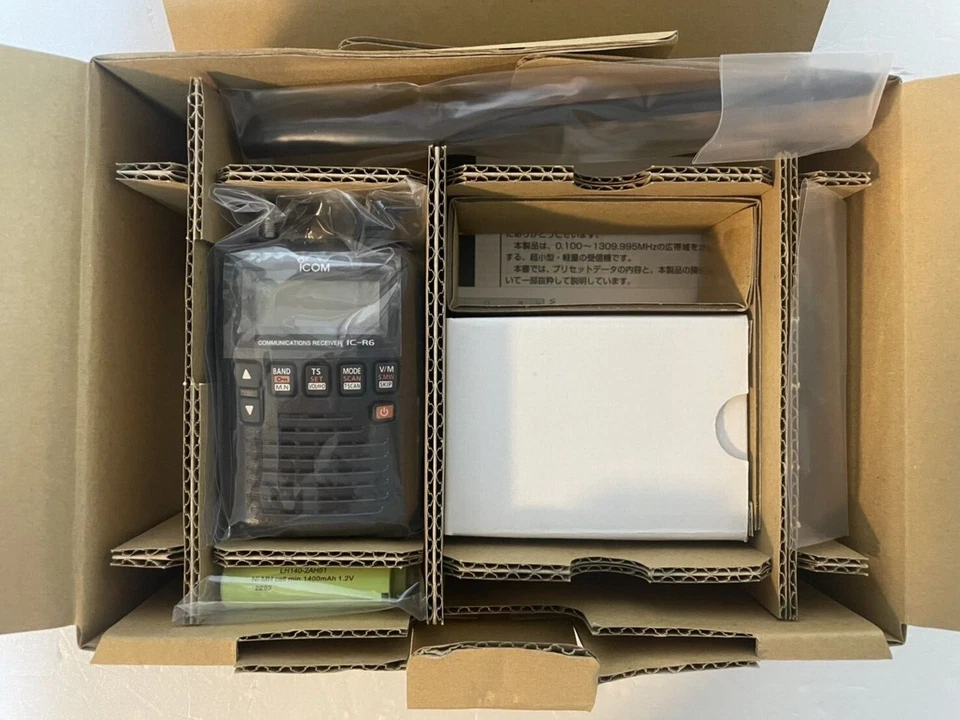 Icom IC-R6 Wide Band Handheld Receiver 0.100~1309.995 MHz Unblocked ICOM - Image 2 of 4