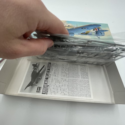 Hasegawa 1:72 Hurricane Mk.IIC "The Last Of The Many" Model Kit New Open Box - Picture 11 of 11