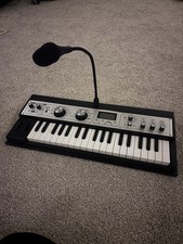 Korg microKORG XL Synthesizer With Vocoder Mic Power Supply - Tested