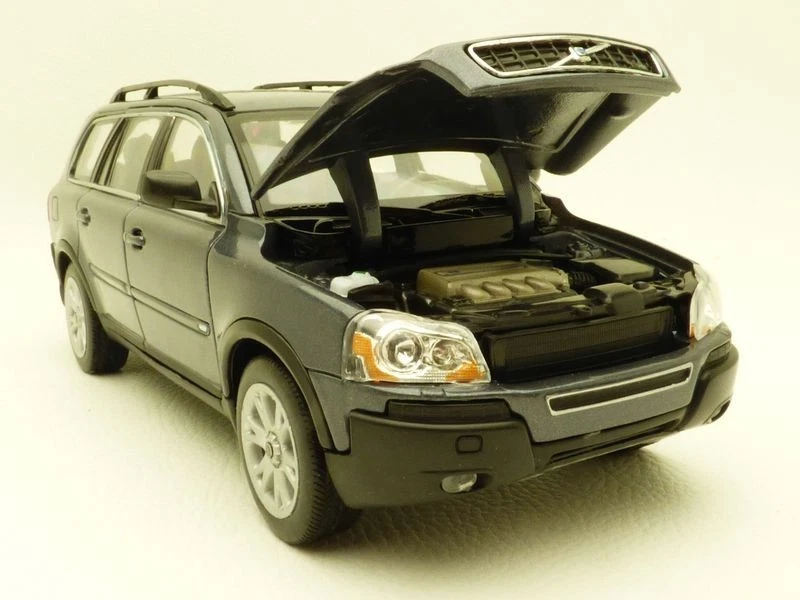 VOLVO XC90 gris graphite 1/24 - Immagine 3 di 4
