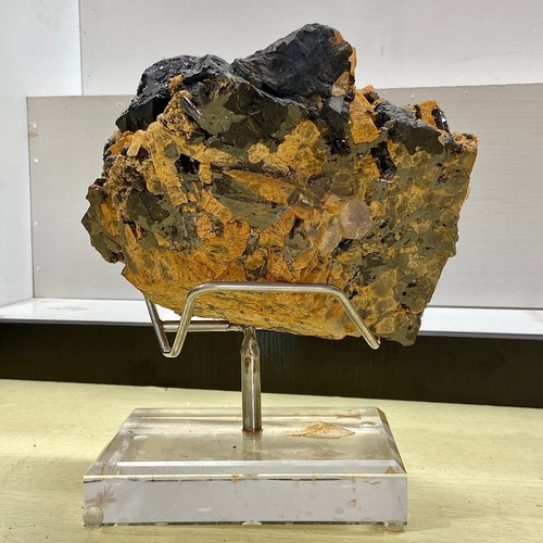 11.3lb Natural iron zinc ore from Inner Mongolia - Picture 8 of 14