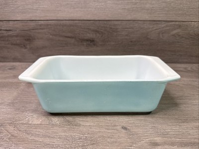 VTG Pyrex 213 Turquoise/Robins Egg Blue/Aqua Oven Bread Baking Dish 1.5 Qt USA
