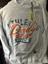 Daily Drills Auburn Women  s Gray Graphic Logo Crewneck Pullover Sweatshirt