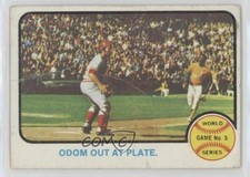 1973 Topps 1972 World Series Blue Moon Odom Johnny Bench Out at Plate HOF 08z4