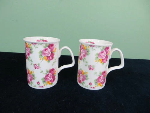 Set 2 Roy Kirkham Fine Bone China Coffee Mugs ROMANTIC ROSE Chintz 2006 England