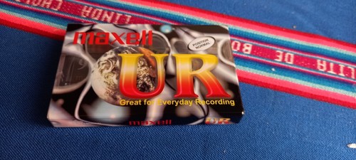 CASSETTE AUDIO K7 TAPE/ 1 CASSETTE VIERGE MAXELL UR 90 MINUTES TYPE I IEC I NEUF
