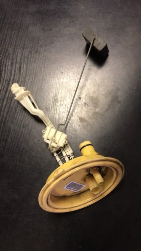 BMW 5 E60 E61 2005 Kraftstoffstandsensor 6760539