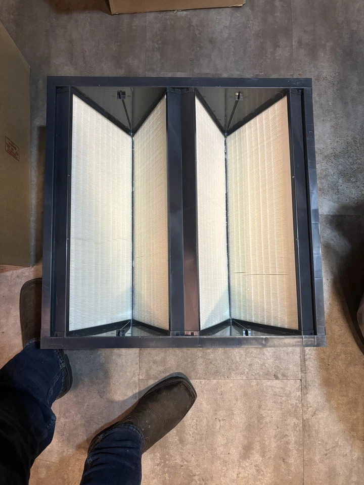 Manipulador de Aire 4PY76 V-Bank Filtro de Aire 24" x 24" x 12" Merv 14 Fibra de Vidrio 2 Vs Foto 2 de 2