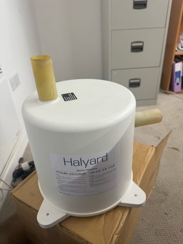 Halyard water-cooled GRP lift silencer H025130 - Picture 3 of 3
