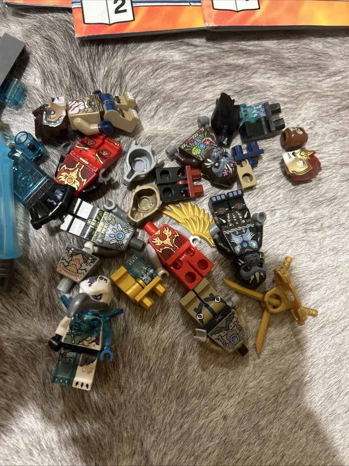 Lego Chima Sir Fangar’s Ice Fortress 70147 Read description - Image 2 of 3