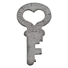 EAGLE LOCK Co. STEAMER TRUNK Key - Code 8442 1 - Antique Vintage Key - ref.k594