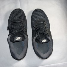 Size 7- Nike Revolution 4 Anthracite W