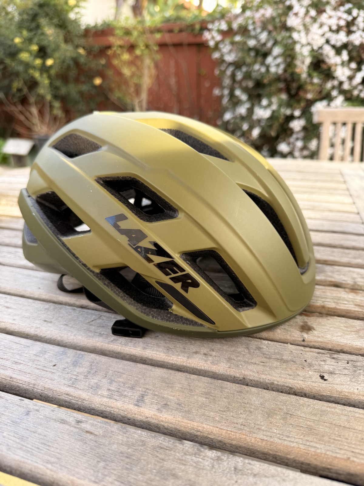 Lazer Strada Road/gravel bike helmet Size Medium 55-59cm New!