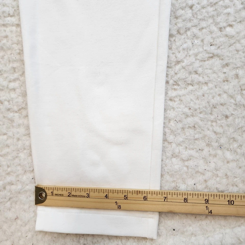 Leggings Capri femininas com controle cropped formato branco médio realçando alongamento - Imagem 3 de 4