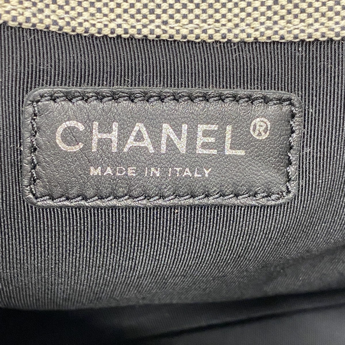 CHANEL Gray Canvas Tote Bag with Yellow Silver Hardware Pre-Owned Women's Bag