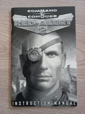 Handbuch PC-Spiel ''Command & Conquer Red Alert 2'' in englischer Sprache