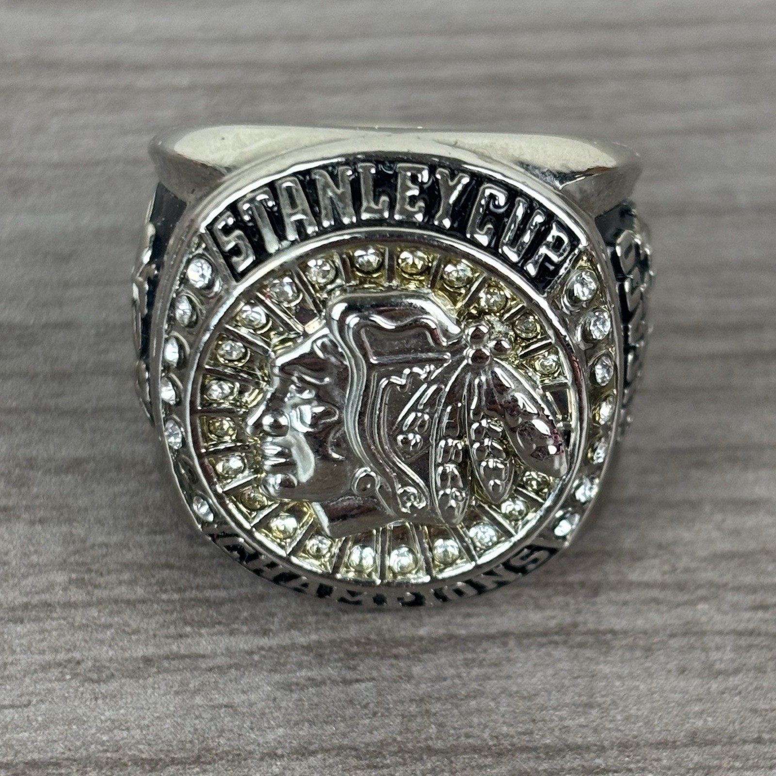NHL / 2015 Chicago Blackhawks Stanley Cup Championship Ring