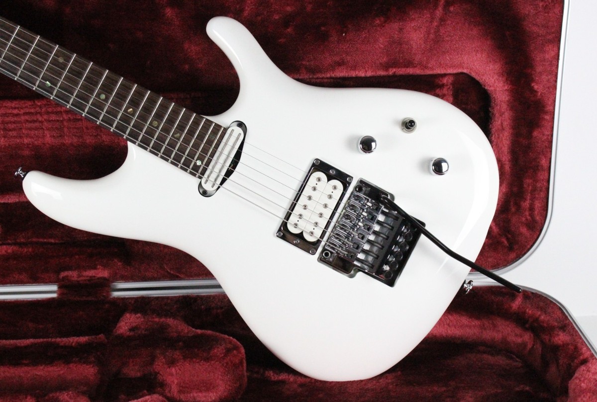 MINTY Ibanez JS2400-WH Joe Satriani White GUITAR +OHSC w/Manual