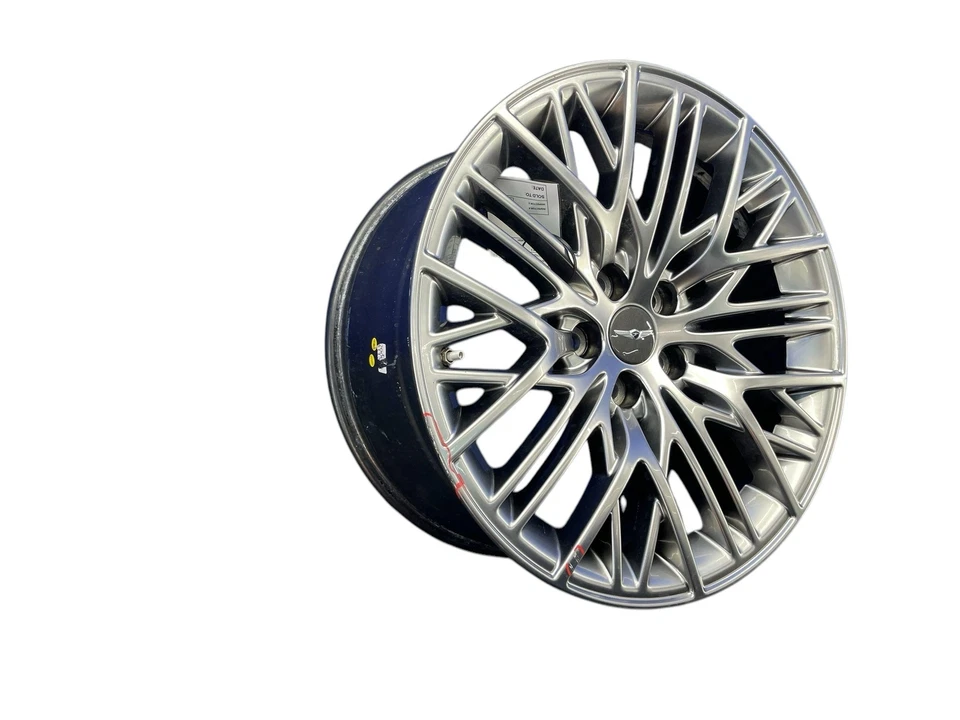 2020 2021 2022 GENESIS G90 19X9.5 EXPOSED 15 Y SPOKE WHEEL RIM *LIGHT CURB RASH* - Image 4 of 4