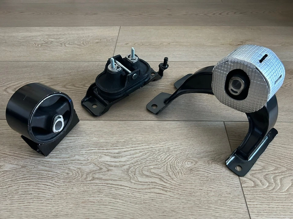 SET OF 3 ENGINE MOUNTS -- FITS: 2011-2014 VOLKSWAGEN ROUTAN (3.6L, V6). - Image 3 of 4