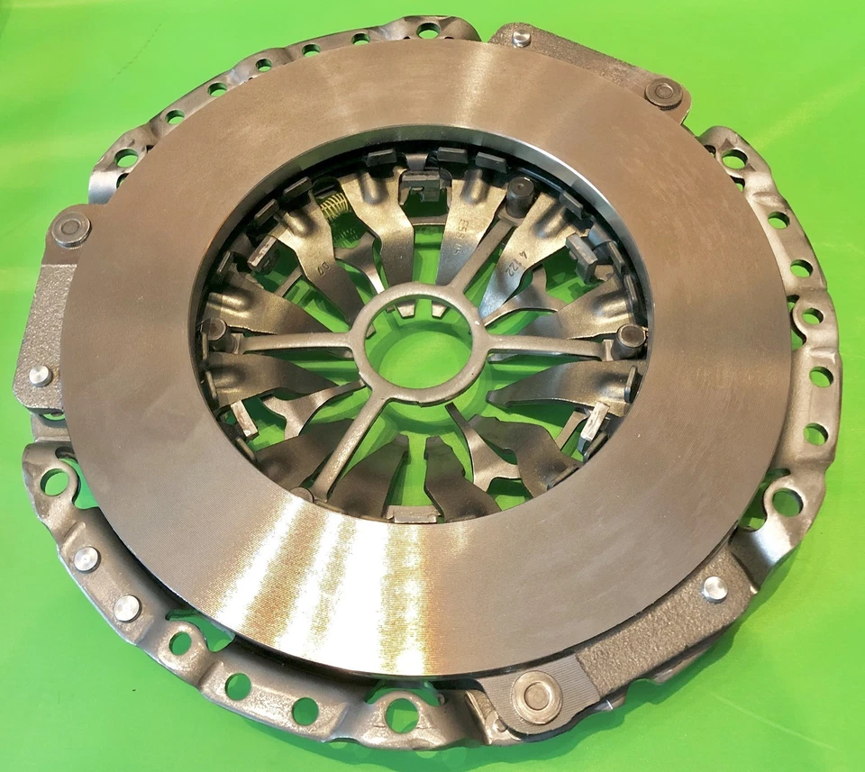2008-2017 Audi S4 S5 B8 3.0T & 4.2L Engine OEM  Clutch Disk-Pressure Plate Kit - Image 4 of 4