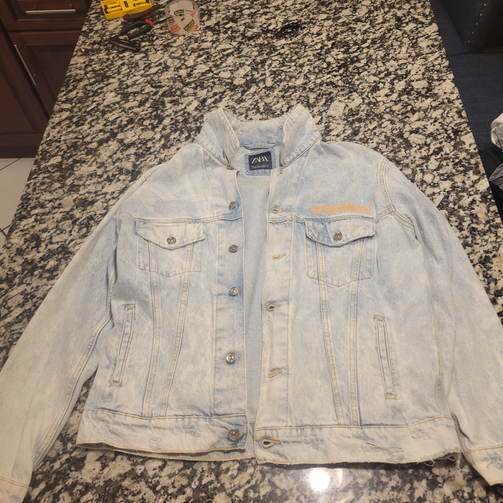 Picture 2 of 3