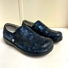 Alegria Kara slip-on clogs in an iridescent metallic blue comfort nurse office 7