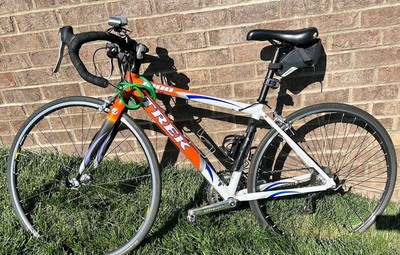 Bicycles - Trek 1000 Road Bike - Nelo's 