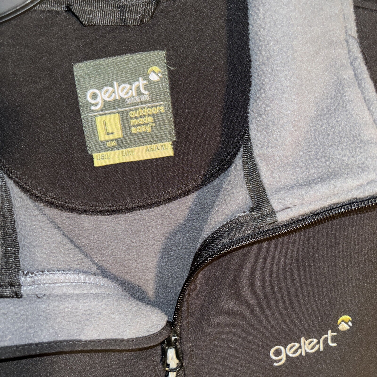 Gelert Black Soft-shell Jacket Size Large - image 3