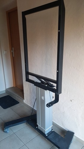 Elektrische Höhenverstellbare TV Halterung