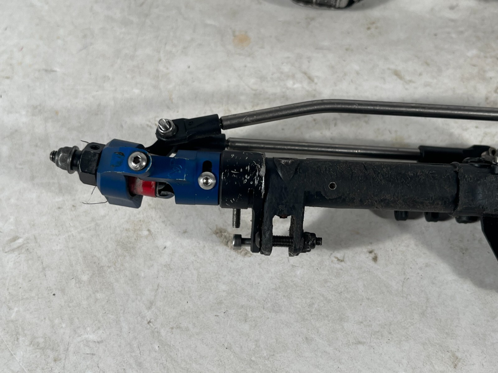 Used Axial RR10 Bomber Front Rear AR60 Axle Locked, Vanquish, Wraith