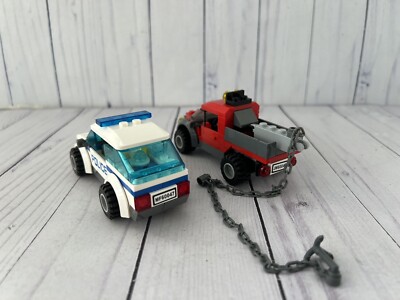 Lego #60047 ~ 2014 City Police Station w/ Minifigures