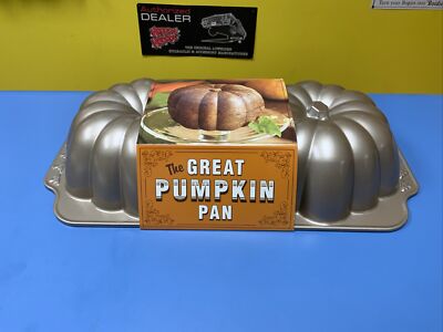 The Great Pumpkin Pan by Nordic Ware Williams Sonoma 