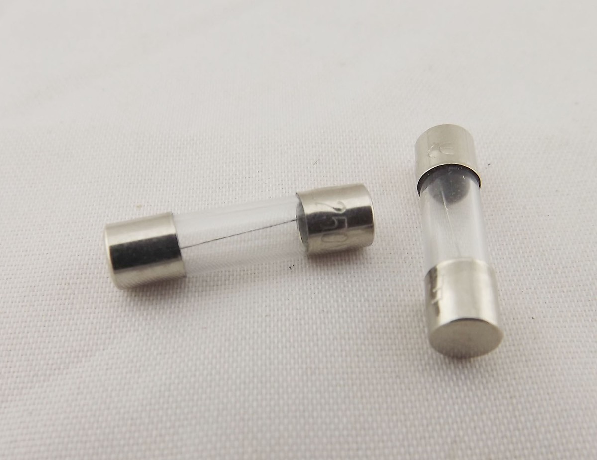 10pcs Glass Tube Fuses 5x20mm - T315mA Slow Blow 250V (0.315A)