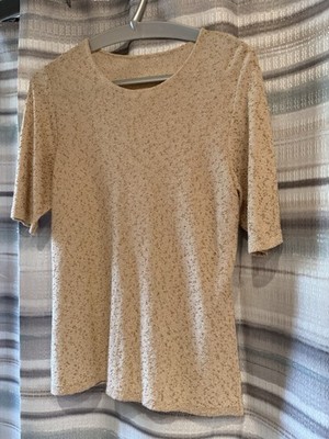 Women s Short Sleeve Medium Gold Filigree Top New W/o Tags Julian Gold Boutique 