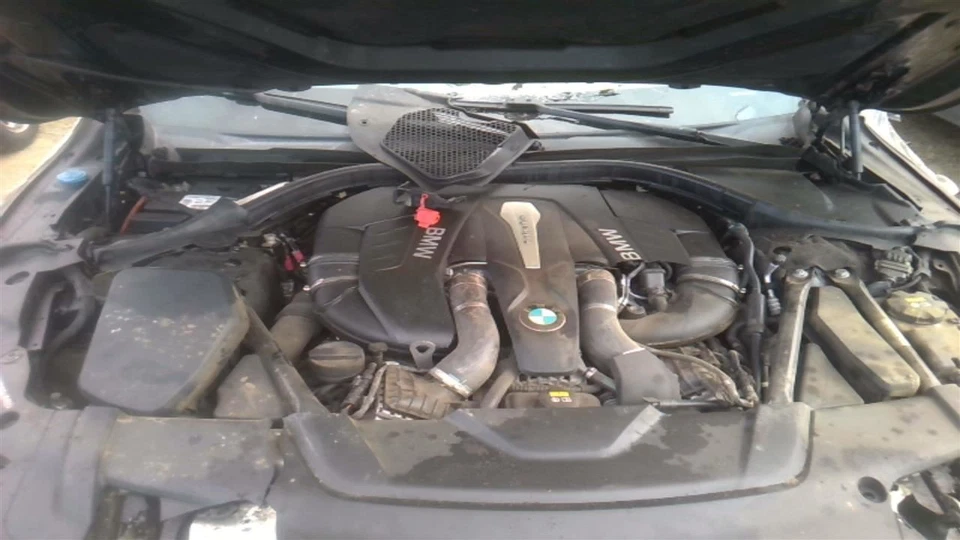 Purificador de aire 4,4 L doble turbo compatible con BMW 750i 30436707 16-19 Foto 3 de 4