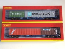Set of 2 Hornby OO Gauge Touax KFA Flat wagons with assorted containers